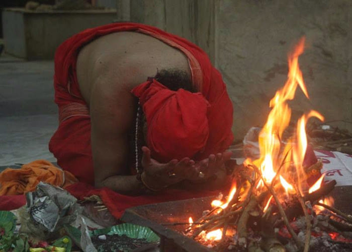 occultist burnt his wife for dowry in gonda