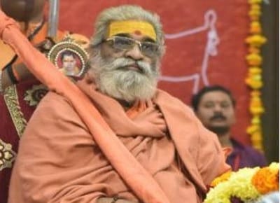 Have 10 kids, god will take care of them, seer tells Hindus