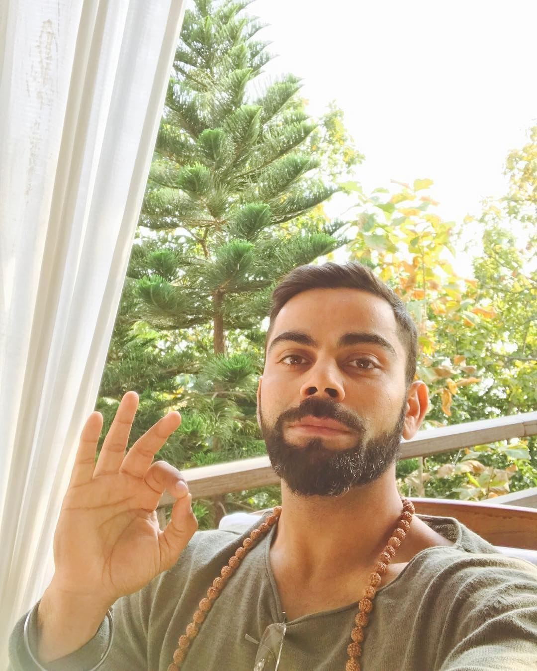 virat kohli and anushka sharma celebrate new year 2017 in uttarakhand