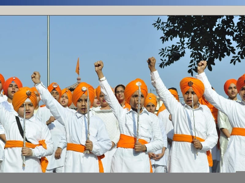 DAV Public School, program, dedicated to the martyrdom of small Sahibjadon program, student, Patiala