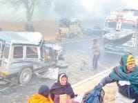 fog, dera premi, three whechile, struck, man dead, 15 injured, sirsa