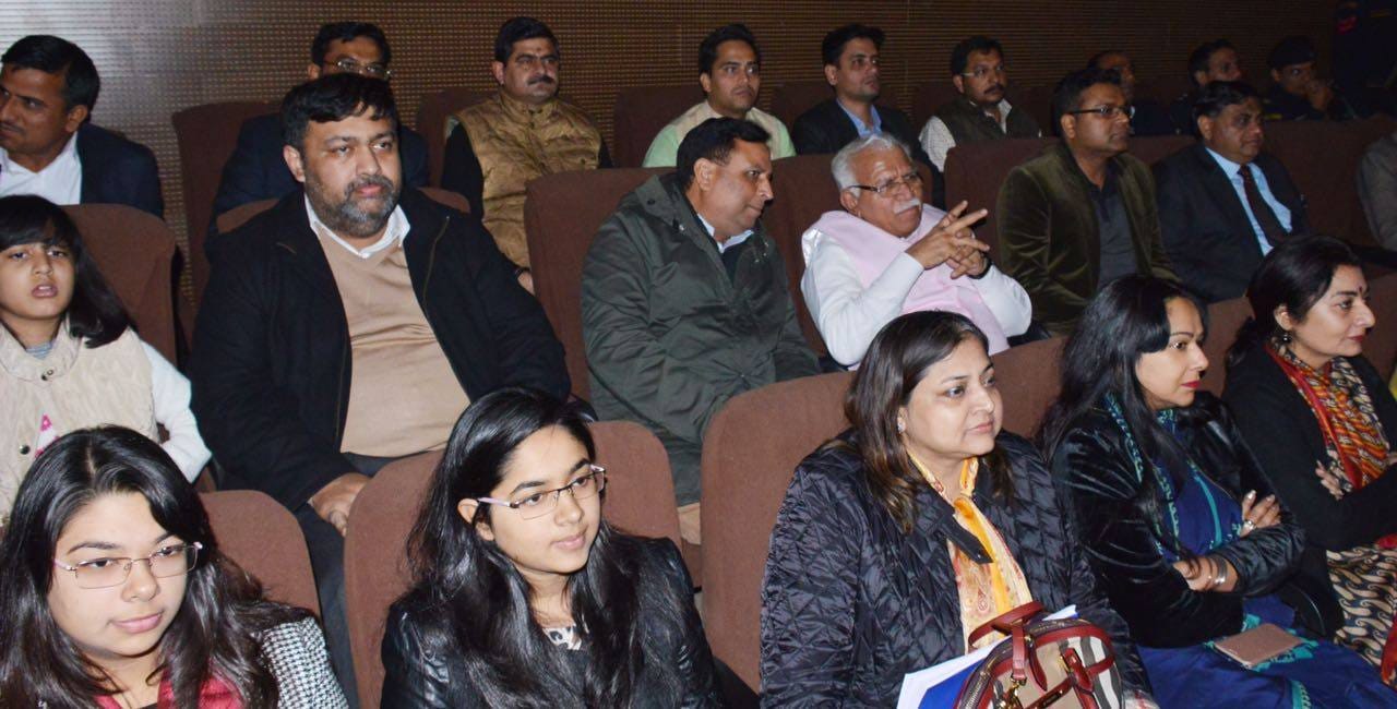 one more achievement of aamir khan movie dangal, haryana cm khattar big announcement