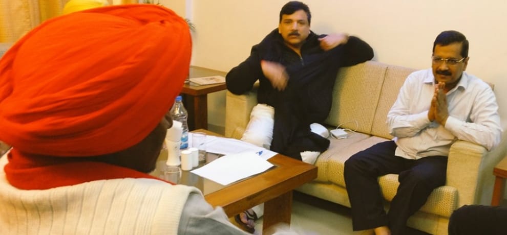 Kejriwal apologizes to dalit leader, know the whole story behind it