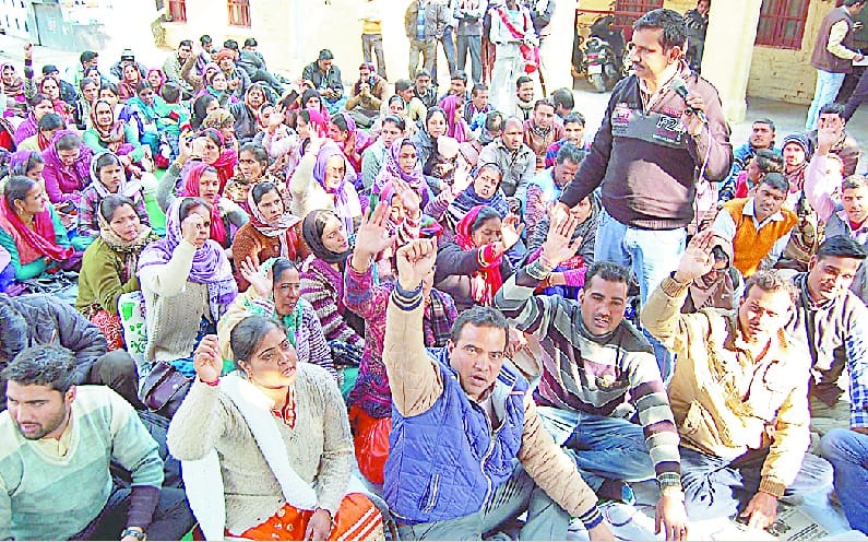 Demanded Rs 35 thousand