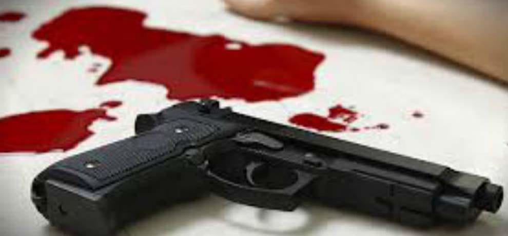 Health worker shot dead by suicide