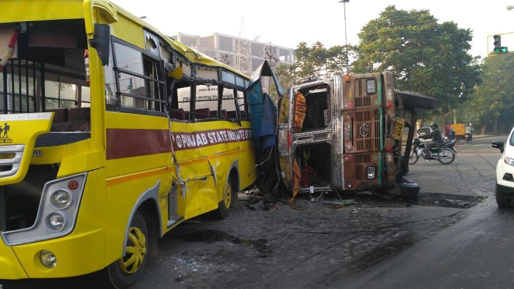 sports center bus and truck accident at mohali, 12 students injured