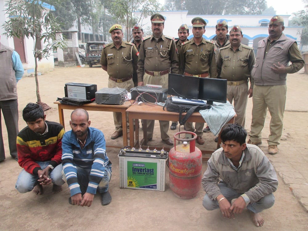 Five arrested for stealing crooks