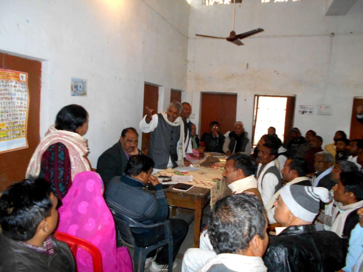 Area panchayat meeting chaos
