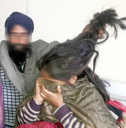 boys entered in house and clicked naked photos of minor girl at dinanagar of punjab, also cut hairs
