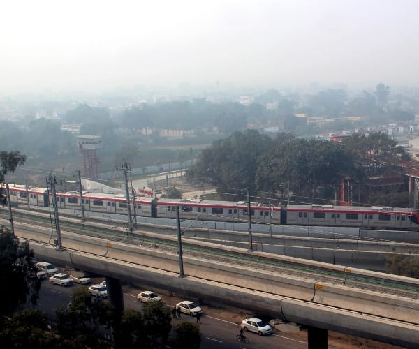 delhi metro pays 6 crores to owners of two house to demolish their top floors