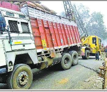 Rail and road traffic was closed for three hours