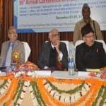 आर्थिक विशेषज्ञ बोले विकास के लिए रोकना होगा देश से तकनीशियनों का पलायन 