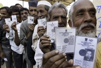 akhilesh yadav contest election from here