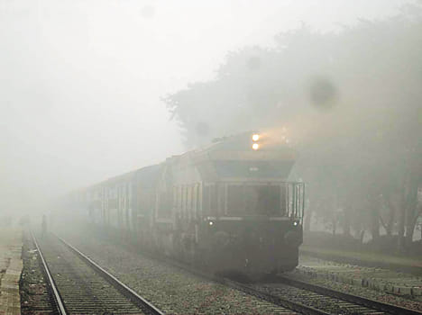Mercury rolled and cold fog affected normal life