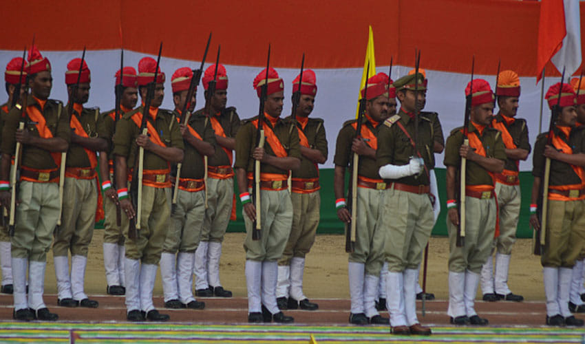 sarkari naukri West Bengal Police 8419 Constable know how to apply sarkari jobs