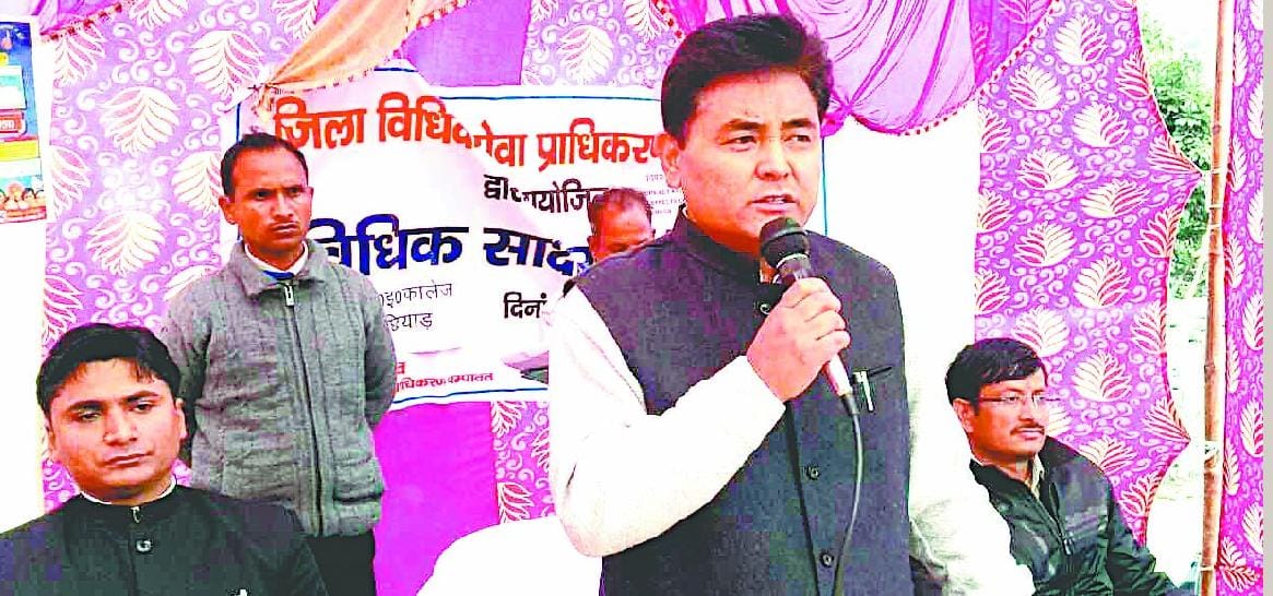 Advocates will be available free of charge to the poor
