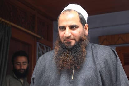 Masrat Alam's Party Ban: कौन है मसरत आलम, जिसके संगठन मुस्लिम लीग पर सरकार ने लगाया प्रतिबंध Masrat Alam Party Ban: Who is Masrat Alam jammu kashmir Muslim League banned by govt