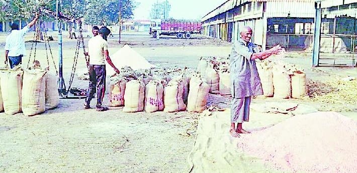 Gur Mandi loss of 30 million in 50 days