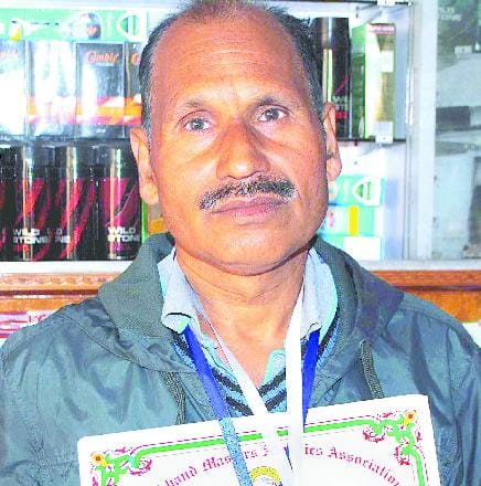 Five thousand meters race, won silver in the 56-year-old Ashok