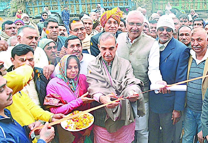 Farmers will not let troubles: MP