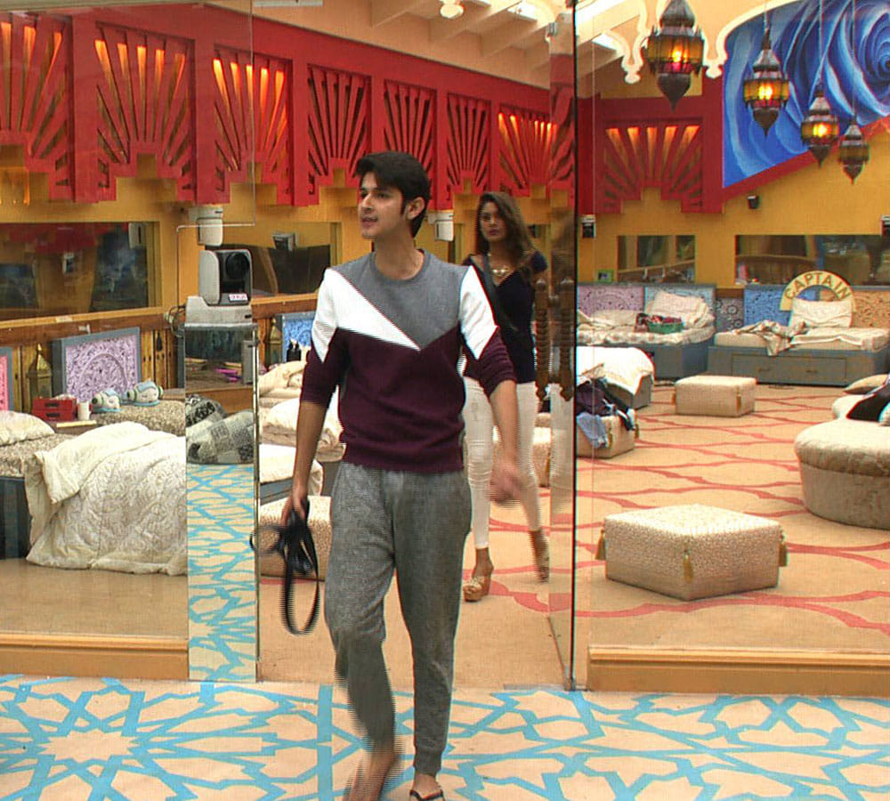 BIGG BOSS: Rohan Mehra locks himself in the bathroom