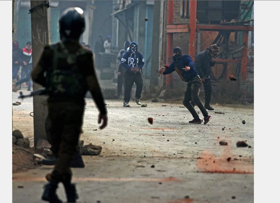 KASHMIR SITUATION WILL BE A CHALLENGE WHILE DARBAR MOVE