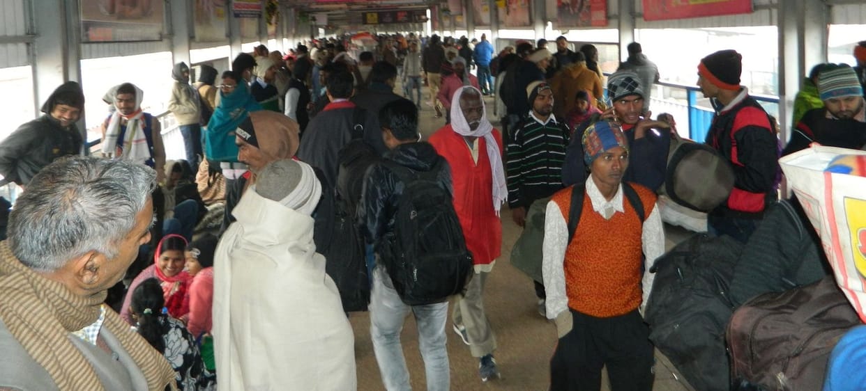 13 trains were canceled by fog