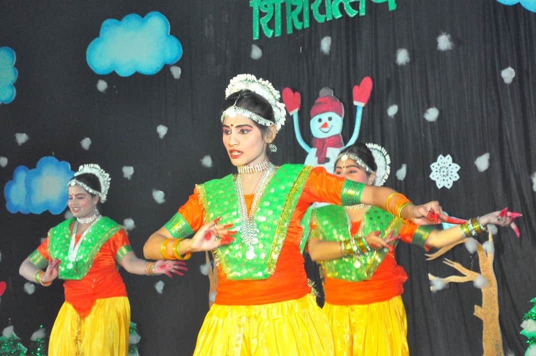 Shisirotsv in varanasi , see pictures 