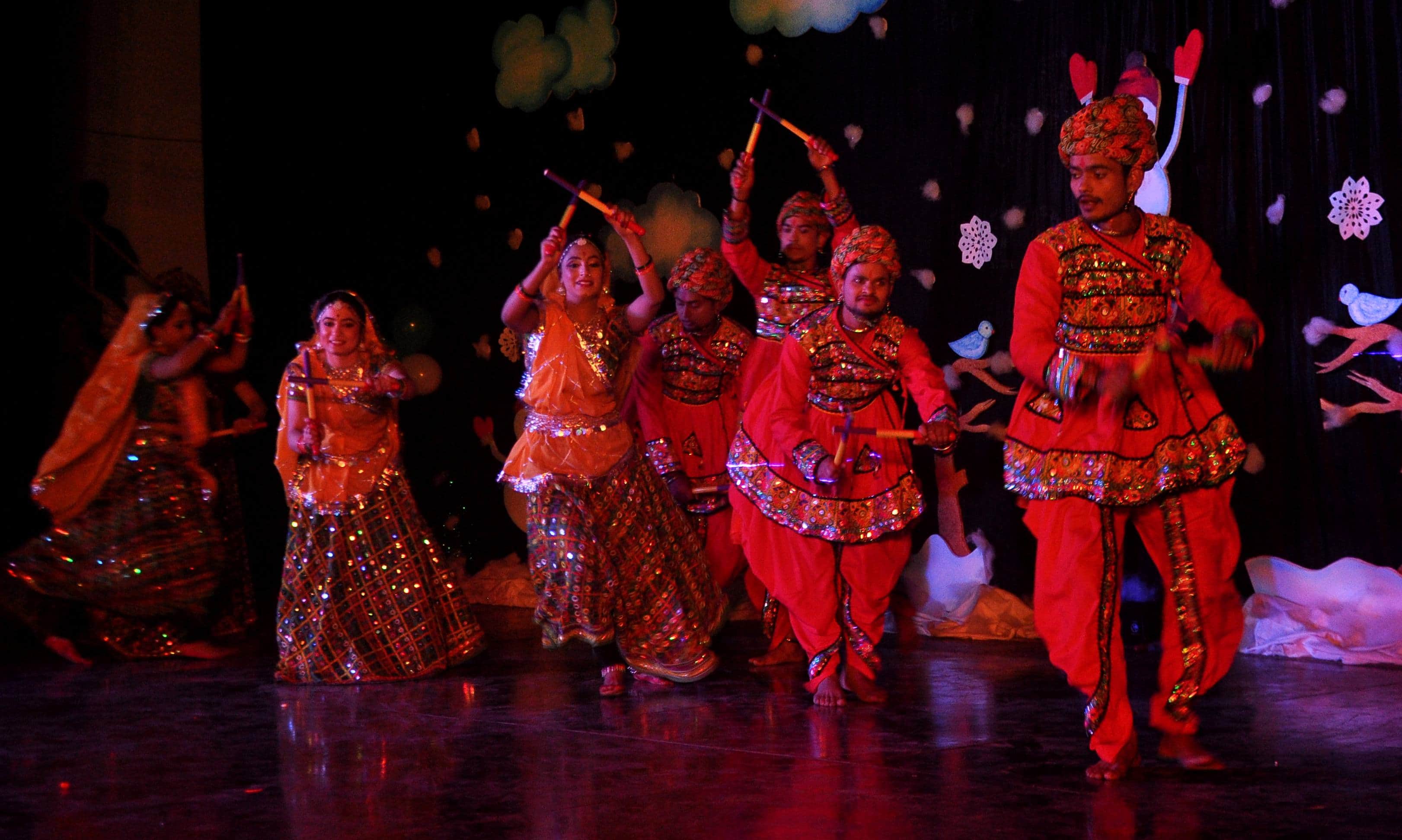 Shisirotsv in varanasi , see pictures 