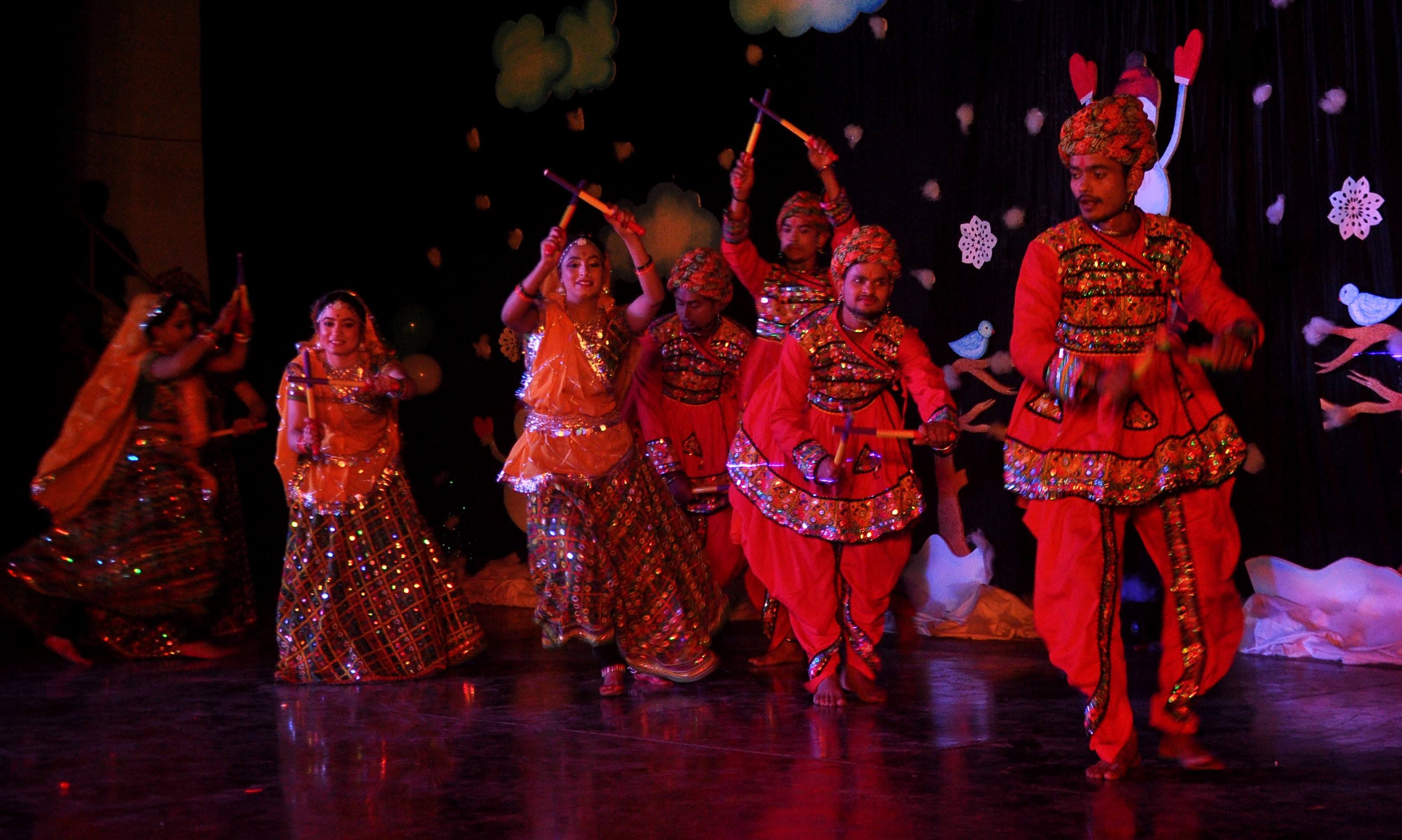 Shisirotsv in varanasi , see pictures 