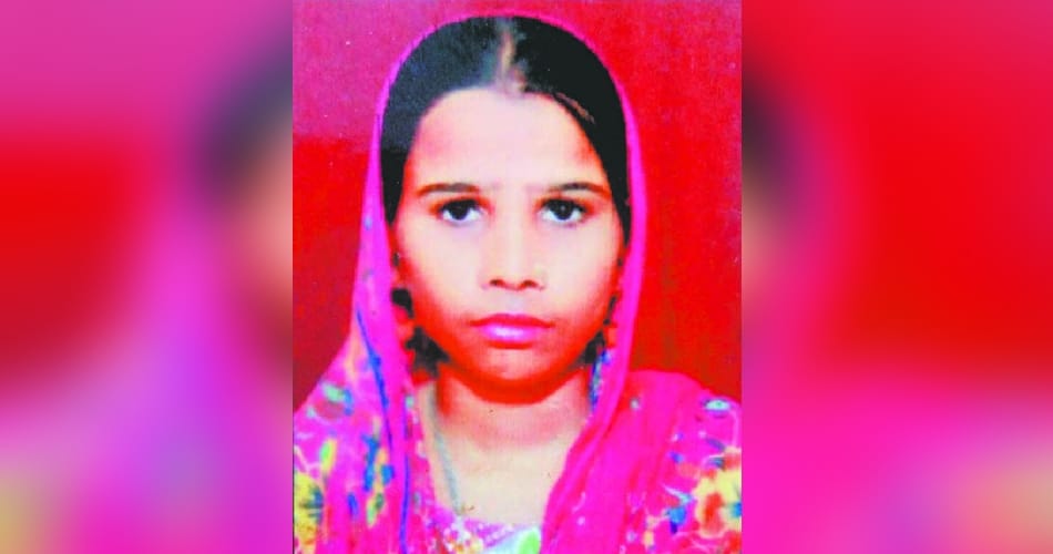Married women found death in suspicious circumstances