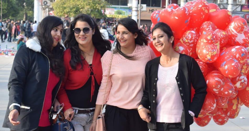 New year celebration in chandigarh, first pictures of celebration