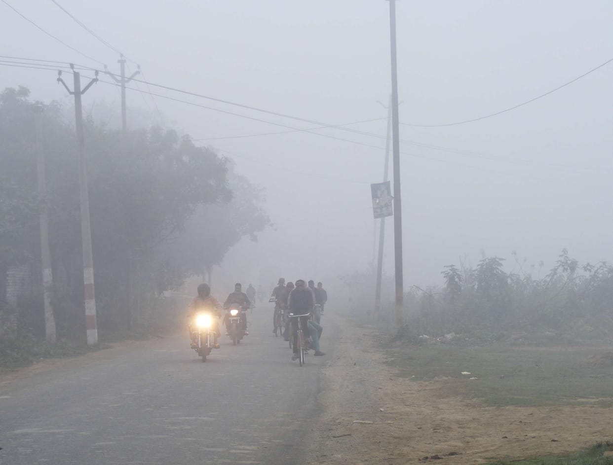 Troubled by fog and melting