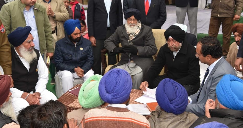 CM Parkash singh badal, sangat darshan in mansa, attacks on aap