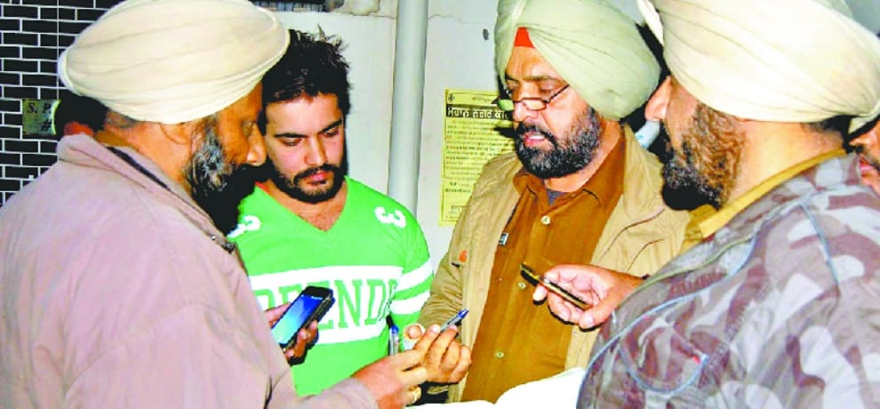 Firing n young man, fled after firing