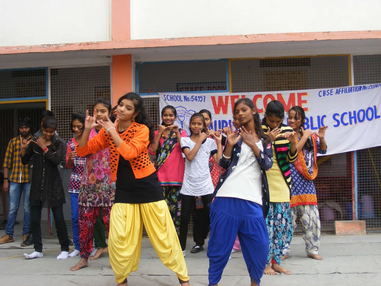 Variety show to welcome the new year