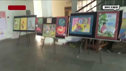 annual day celebrated in government school in jhansi
