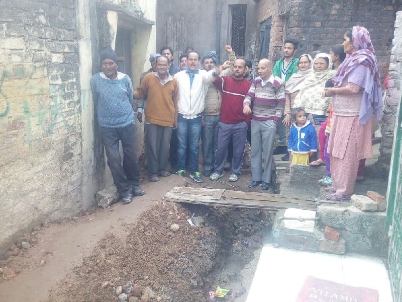 protest, pathankot protest, protest against nagar nigam, pathankot, amritsar