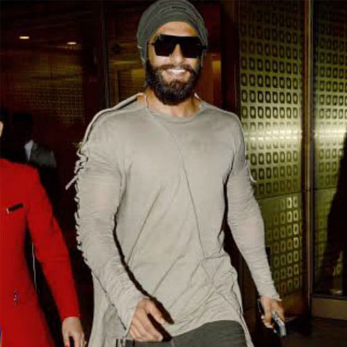 ranveer and deepika are not together in new year eve ?