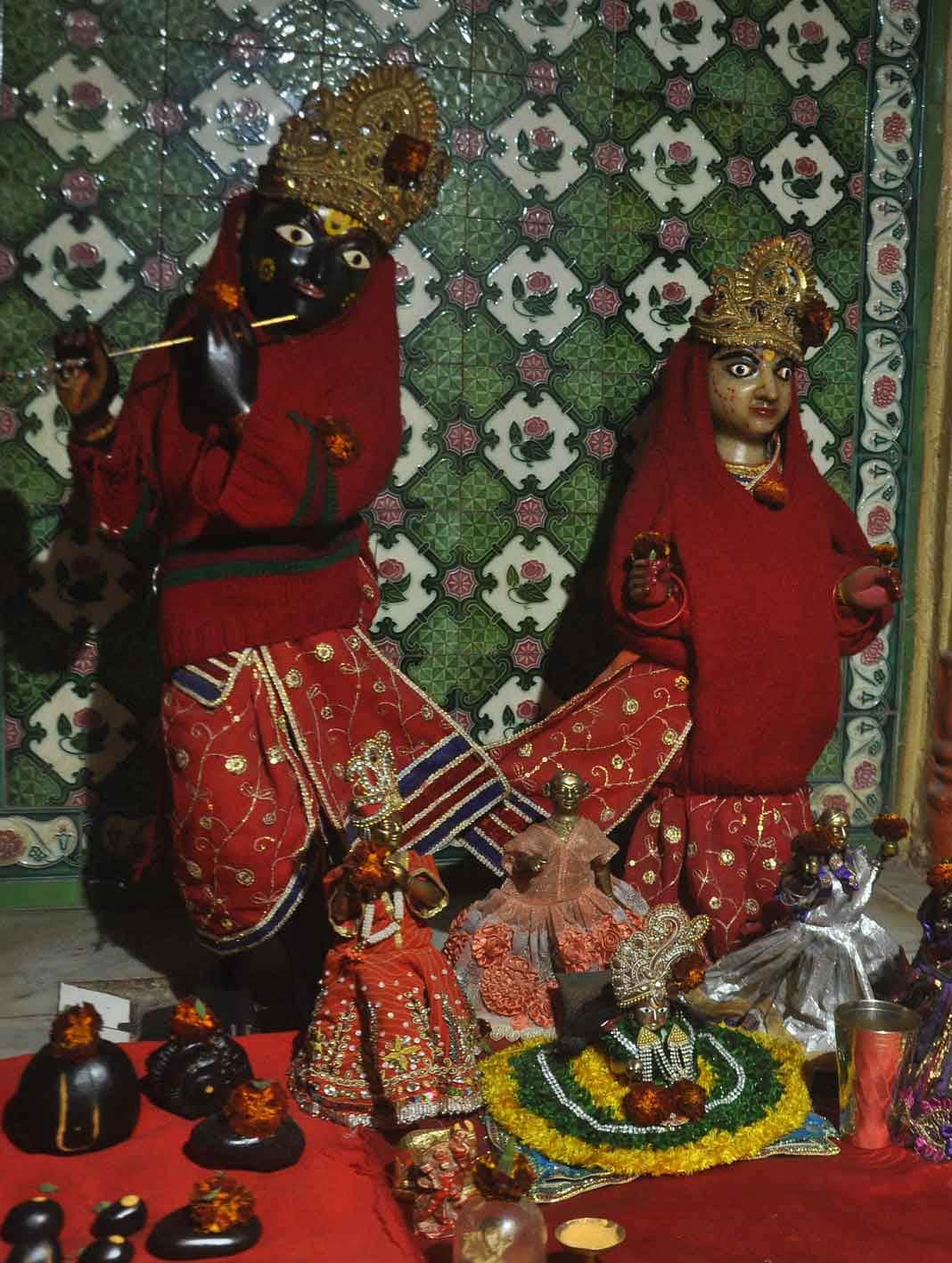  Kashi is caught up in severe cold, wear warm clothes even God