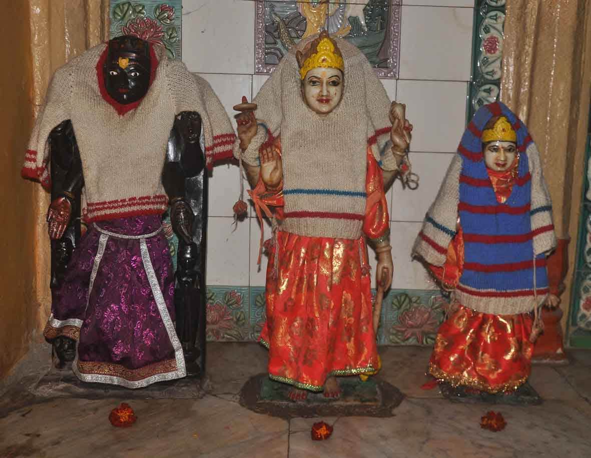  Kashi is caught up in severe cold, wear warm clothes even God