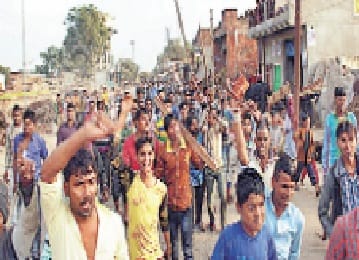 jaat aur daliton mein sangharsh