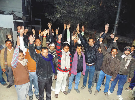Eight electric power stations halt
