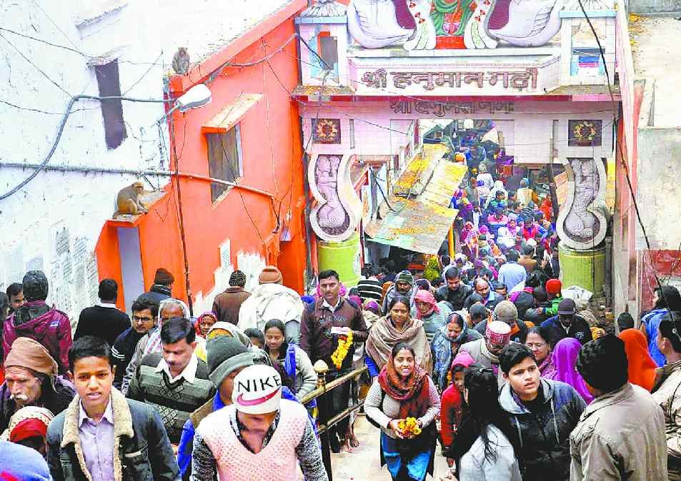 On New Year influx of devotees in Ramnagari