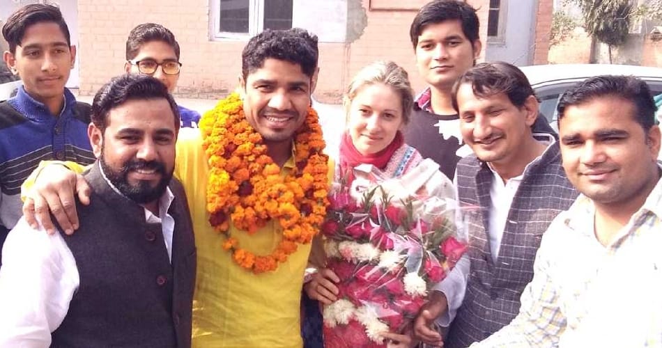 boxer pardeep sihag open challange to boxer vijender singh