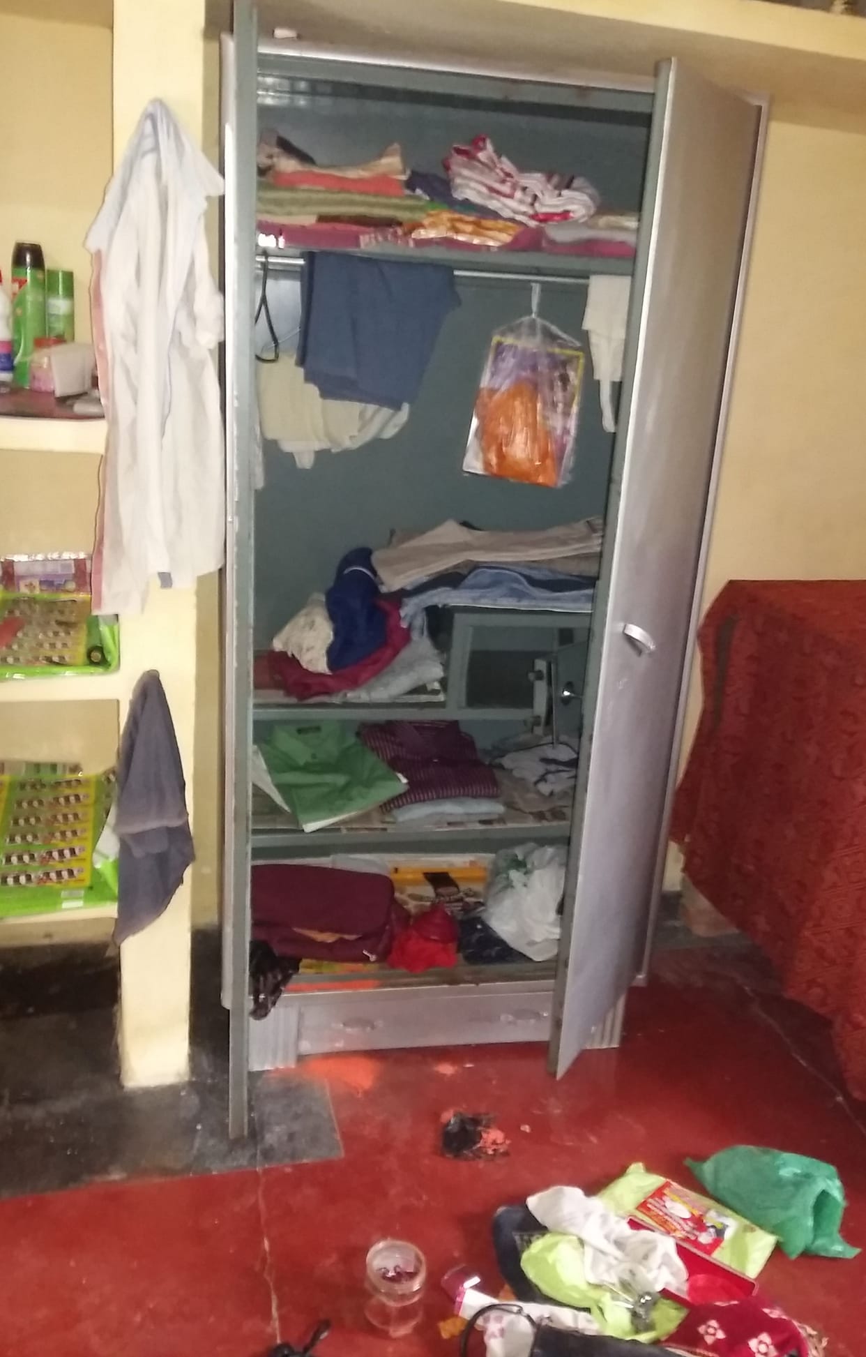 Burglars raid said four houses