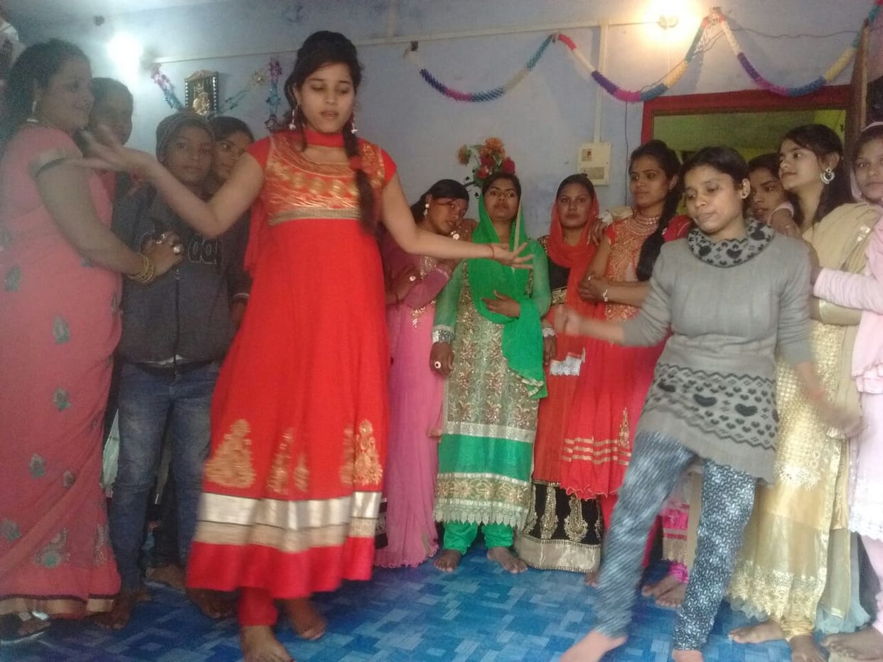 Cake cutting celebrated the new year celebration