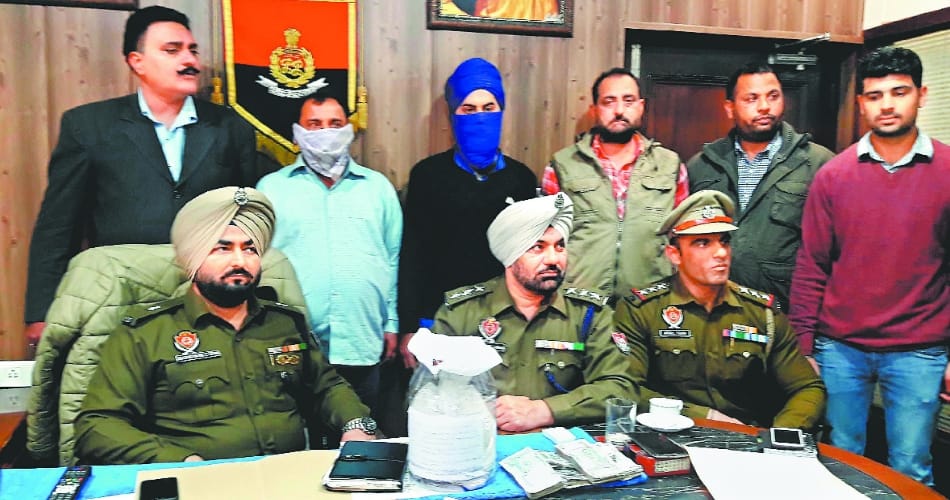 mohali crime, heroine smuggler arrest, heroine recovered