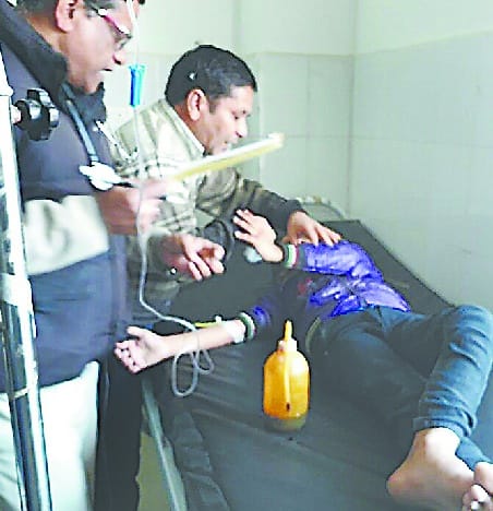 12 injured in the accident on the highway, had gone for sightseeing