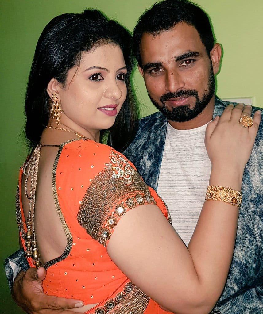 once again mohammad shami shared image with wife in twitter 